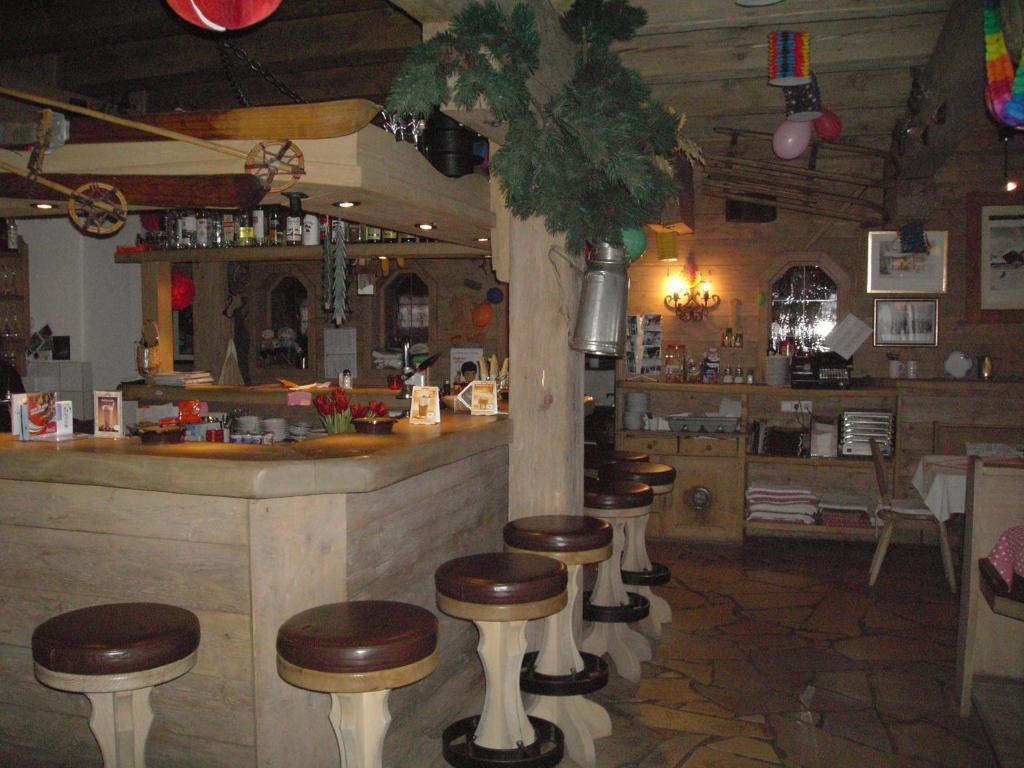 Dorf Alm Hotell Obergurgl Exteriör bild